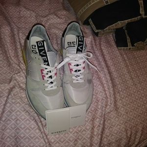 Mens Givenchy Tr3 runner sneakers